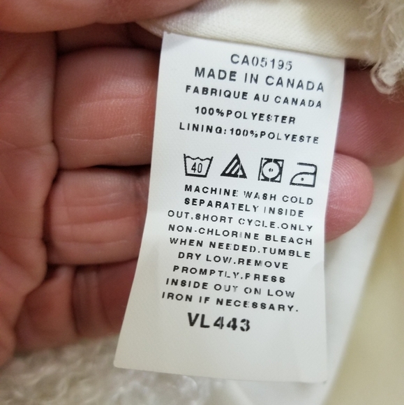 EUC  FAUX FUR SHAGGY VEST BY PICADILLY FASHIONS - SIZE SMALL - Picture 5 of 5